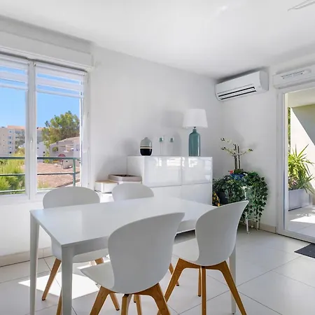 Apartment Cap Sud, 3pcalme,piscine,pk Antibes